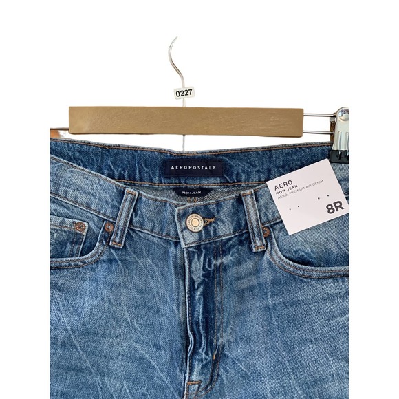 NWT Aeropostale Perfectly Distressed “Mom Jean” Size 8 R - Picture 9 of 14